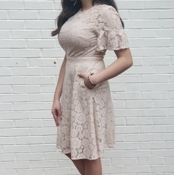 Champagne color lace dress - Picture 1 of 4